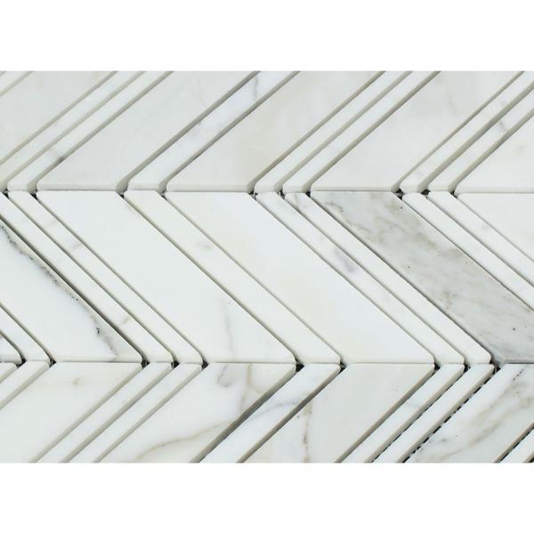 Calacatta Gold Honed Marble Large Chevron Mosaic Tile w/ Calacatta Gold Strips